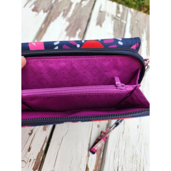 Vera Bradley Mini Square Floral Wallet/Purse - Picture 4 of 7